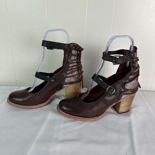 FREEBIRD Raeanne Burgundy Ankle Bootie SZ 11 **scuffs** - Picture 3 of 10
