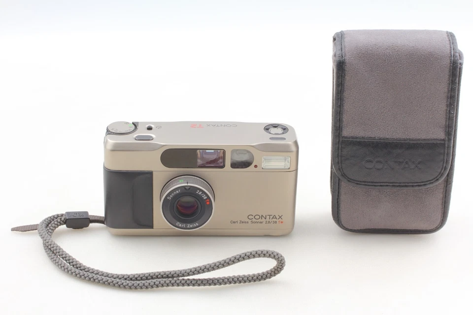 [N come nuovo con custodia] Contax T2 Titan Silver 35 mm punta e scatta dal GIAPPONE - Immagine 2 di 4