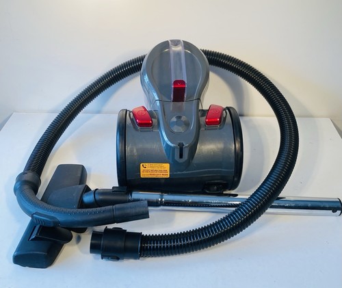 Beldray Cylinder Vacuum Cleaner Bagless Compact Vac Lite 700 W 2 L Black/Red - Picture 4 of 24