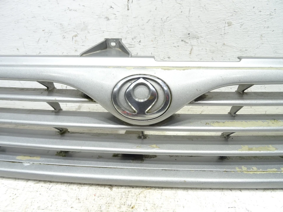 Mazda Front Upper Grill Genuine OEM S09A50711 - Image 2 of 4