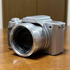Panasonic DMC-FZ5-S Silver LUMIX Digital Camera with Accessories Tested