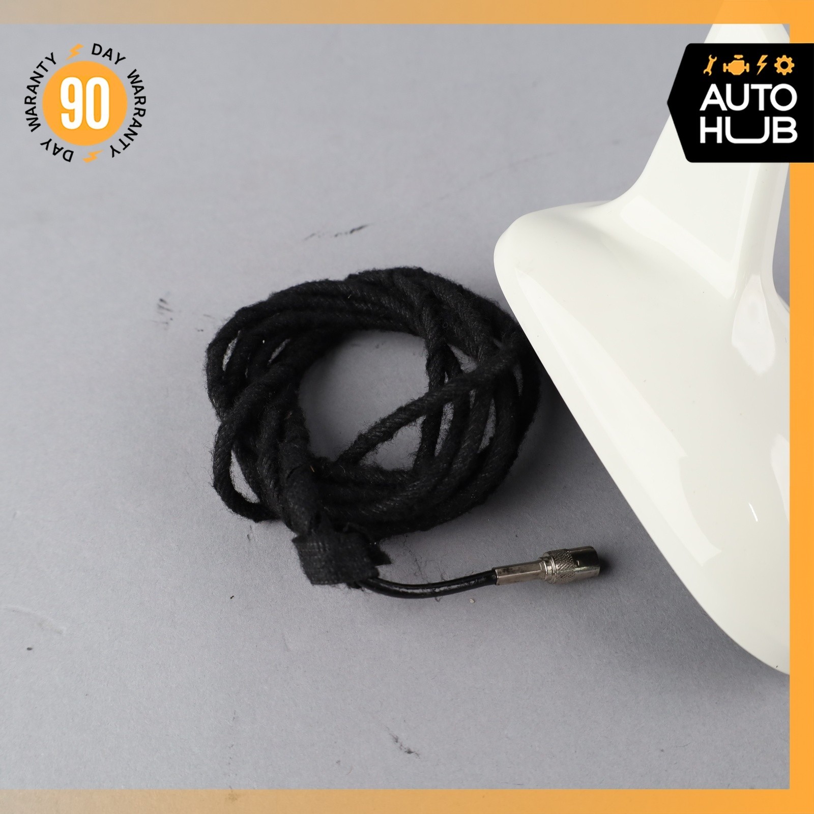 08-18 Maserati GranTurismo M145 Top Roof Shark Fin Antenna GPS Radio OEM 45k