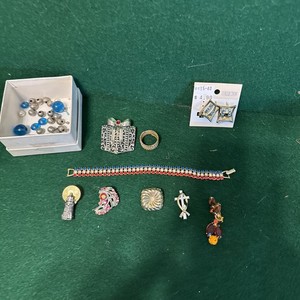 Vintage Costume Jewelry Lot Earring Clip On Parts,  Pieces Craft Supply & more