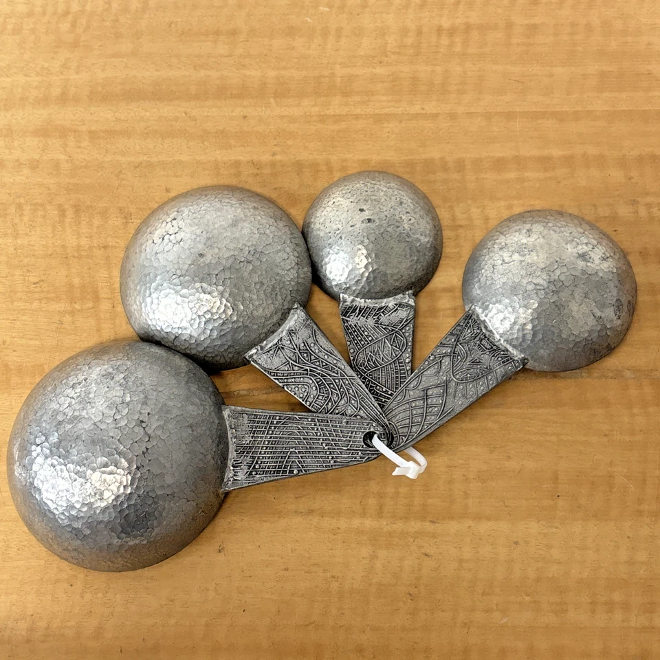 Crosby Taylor Bamboo Pattern Set of 4 Measuring Cups Pewter - Image 4 of 4