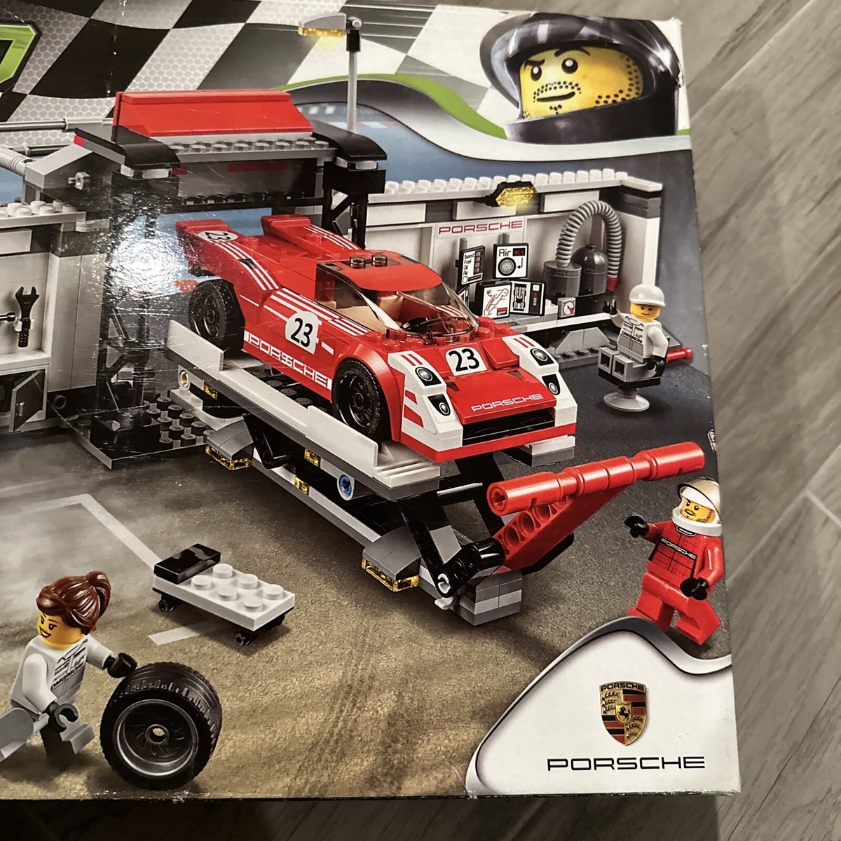 LEGO SPEED CHAMPIONS: Porsche 919 Hybrid and 917K Pit Lane (75876