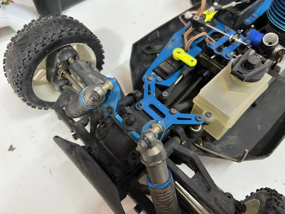 Ofna Ultra Lx Needs Tlc de colección Foto 4 de 4