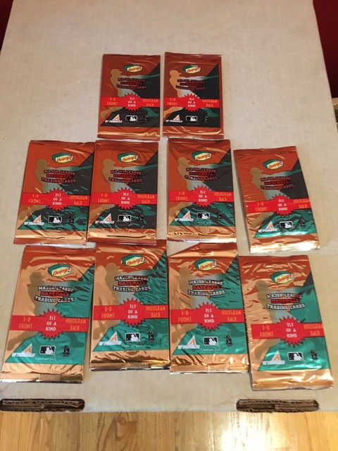 1997 Pinnacle Denny s Hologram 3D Baseball Trading Cards 10 Unopened 