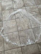 Floral Lace Applique Wedding Veil with Comb