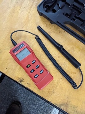 Relative Humidity Temperature Meter With Hard-case 