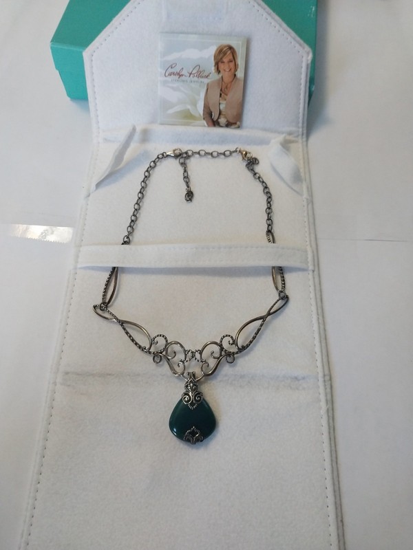 CAROLYN POLLACK solid STERLING 925 SCROLL NECKLACE / Green Chrysoprase pendant.