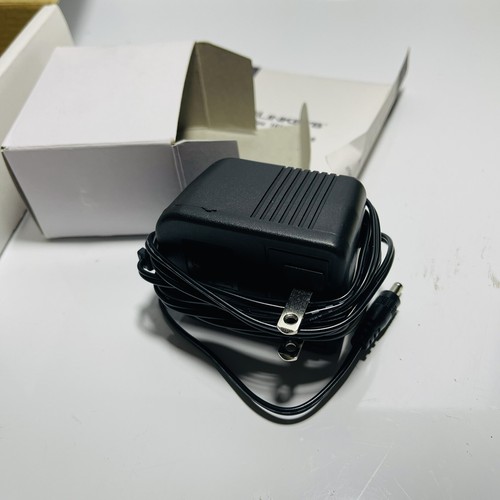 Linksys EtherFast (EZXS55W) External Switch 5-Ports - Picture 7 of 12