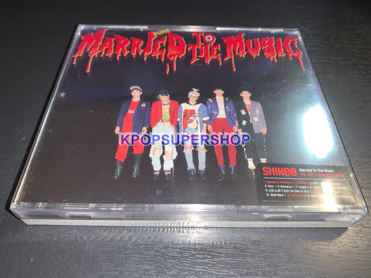 SHINee 4th Album Repackage Married to the Music CD Booklet