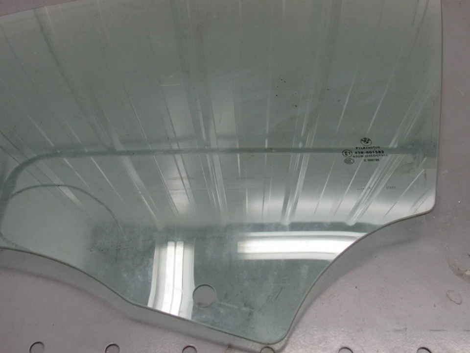 BMW M3 2008 ventana cristal conductor delantero izquierdo sedán E90 2006-2011 OEM Foto 3 de 4