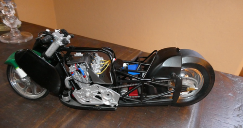 1/9 Action Mac Tools 2002 Hayabusa Pro Stock Bicicleta Gator Nationals 2002 - Imagen 4 de 9