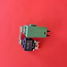 1986-1991 Mazda RX7 FB01 67 830/FB0167830 Door Lock Relay