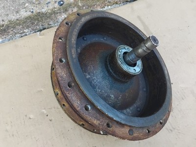 TRIUMPH BSA = B25 TR25W T100 = DOPPELVORDERSCHUH VORDERRADNABE. = 7''
