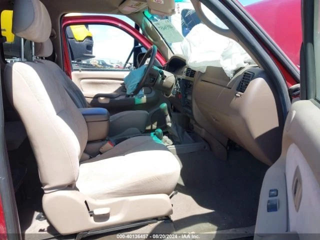 2001 2002 2003 2004 TOYOTA TACOMA RIGHT FRONT DOOR TRIM PANEL OAK CLOTH POWER - Imagem 4 de 4