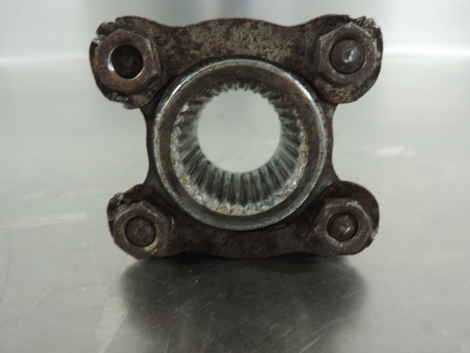 Купить 1990 Yamaha Champ 100 Moto 4 Rear Brake Б/У на Аукцион из