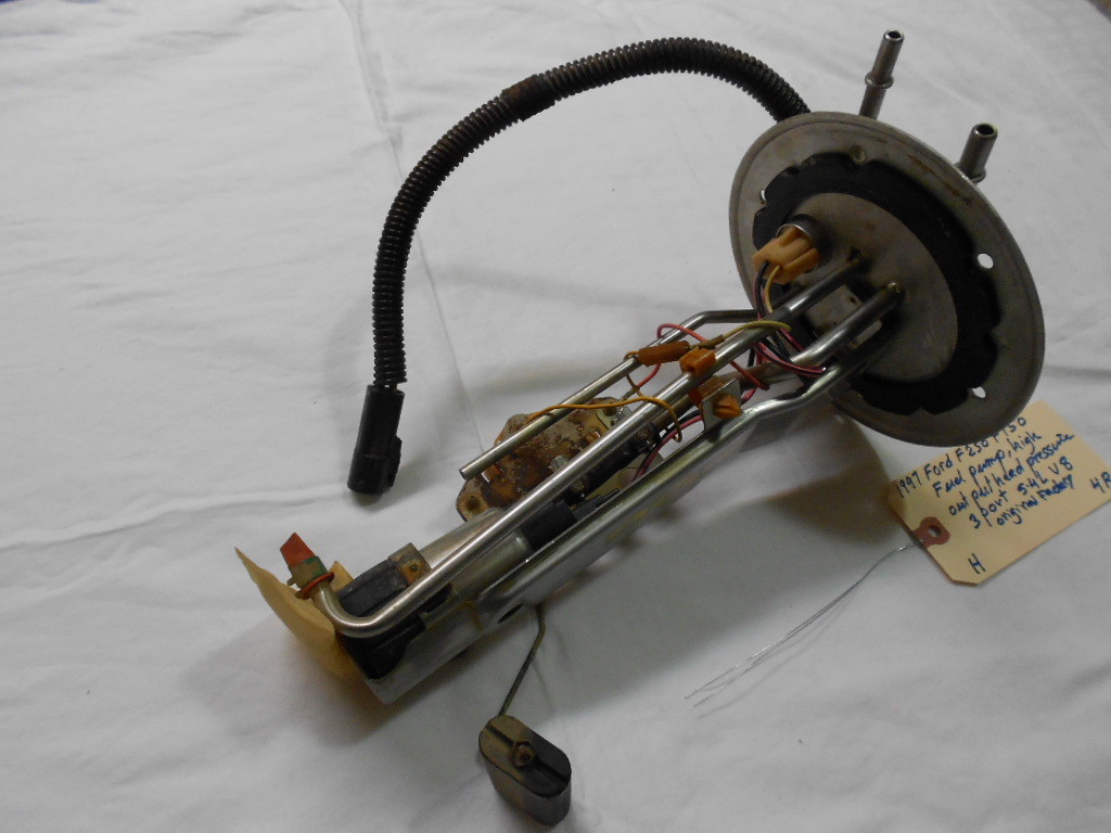 FUEL PUMP 1997 FORD F250 RV 5.4L ENGINE F7UU9H307CC 3 PORTS ORIGINAL