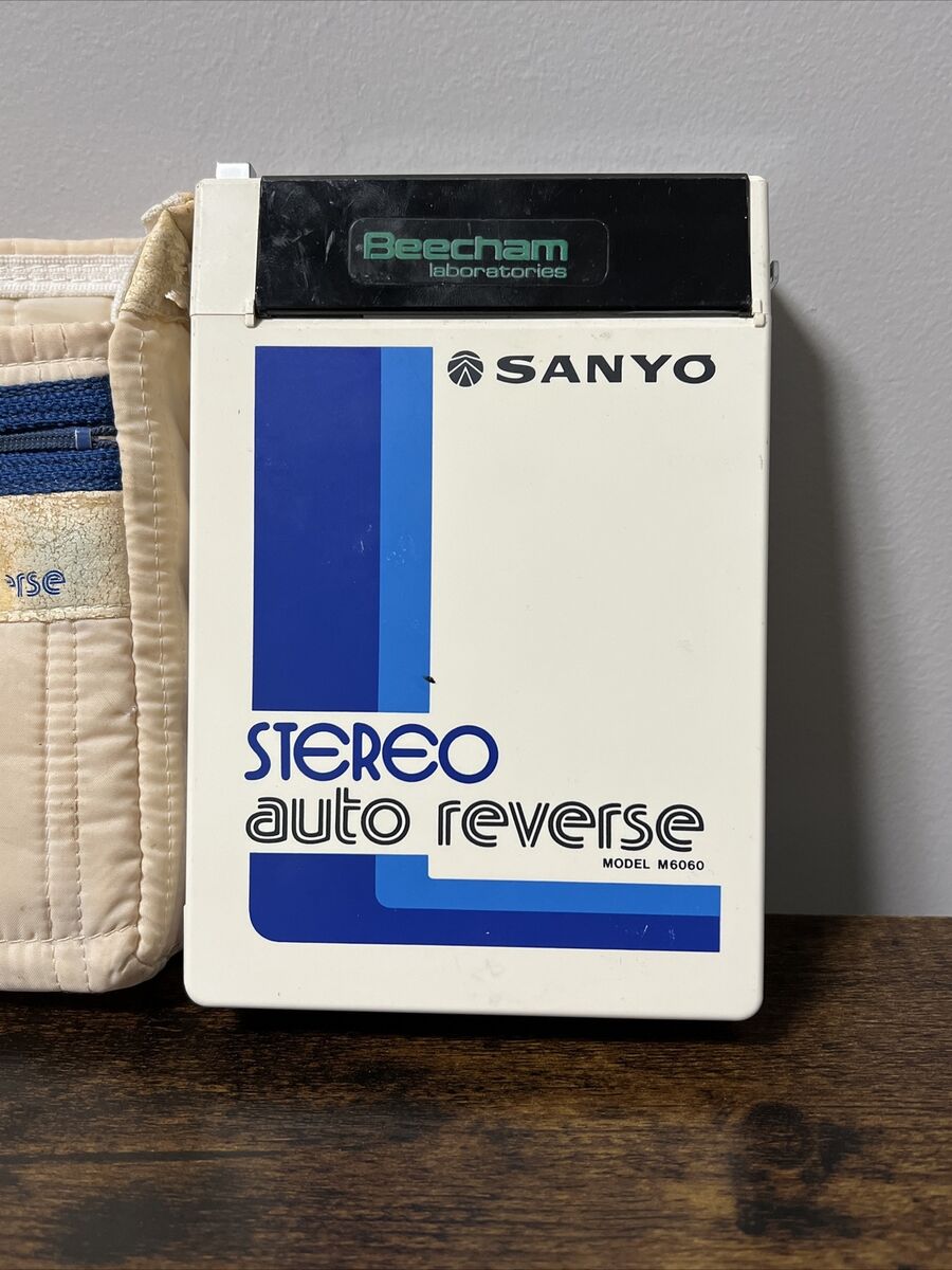 VTG Sanyo RARE M6060 Sportster Portable Cassette Player w VTG Sanyo RARE M6060 Sportster Portable Cassette Player w
