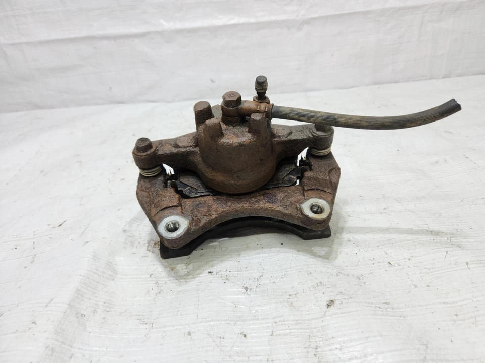 Pinza de freno delantera derecha Jeep Patriot 2014-2016 OEM 05191238AA Foto 2 de 4