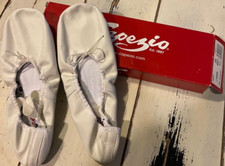 Capezio Daisy Ballet Slippers W 8N White New