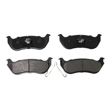 New Rear Ceramic Brake Pads For 2003-2007 Jeep Liberty 2003-2006 Jeep Wrangler