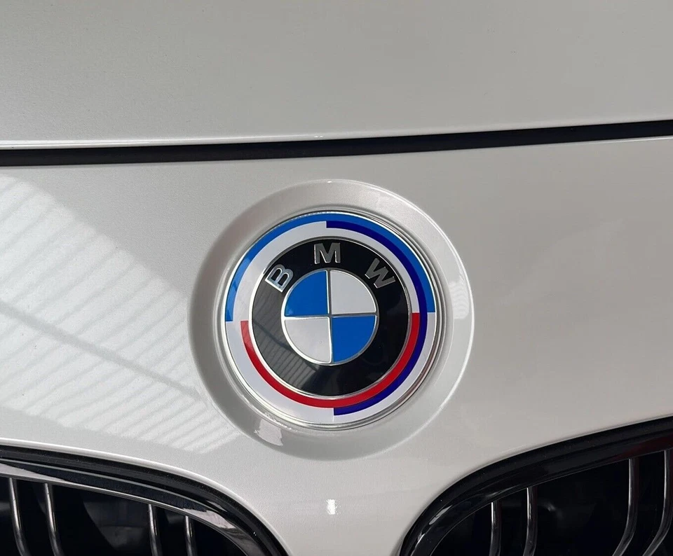 Logotipo emblema BMW 82mm M 50º aniversário F20 F22 F30 F34 genuíno - Imagem 2 de 4