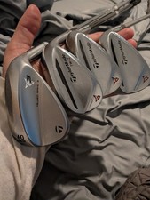 right TaylorMade Milled Grind 2 chrome wedge set.54,56,58,60.MG3
