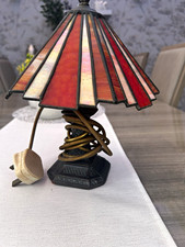 Tiffany Style Stained Glass Table Lamp Red/Beige Dome Shade Black Base E14