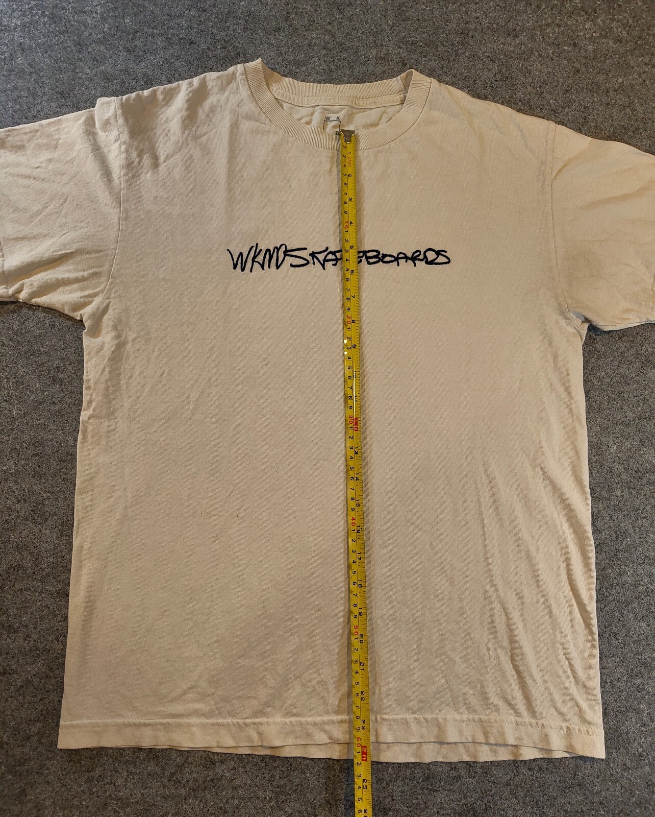 WKND Skateboards Shirt Mens Medium Cream Tan Script Logo Graphic Tee Skater M image 4