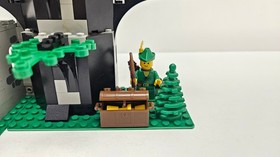 LEGO set #6066 Camouflaged Outpost w/inst. Vintage Castle Forestmen Archers