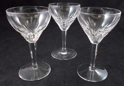 Royal Leerdam Rubato Clear Group of 3 4 Ounce Wine Glasses