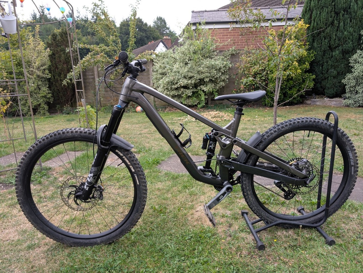 Trek Slash Gen Size Large High Pivot UK