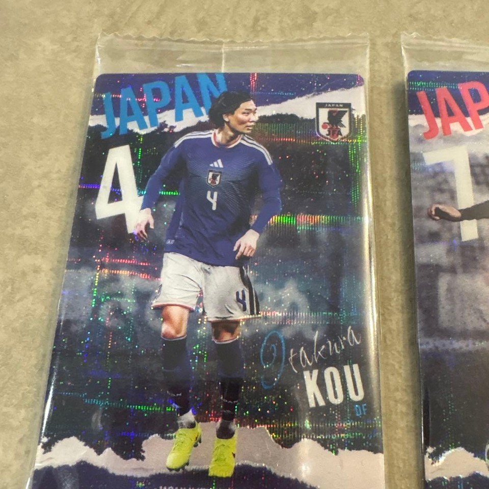 Japan National Football Team Kaoru Mitoma & Ko Itakura Hologram Cards 2