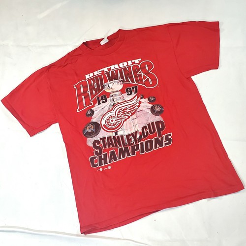 Vintage 1997 Detroit Red Wings Stanley cup Tshirt Size Large