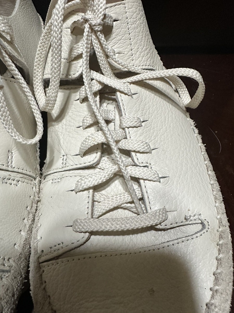 Clarks Originals Women's Trigenic Flex 2 Vibram White Leather