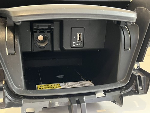 Module de commande chargeur sans fil Honda Accord 2018 OEM 39570-TVA-C01 - Photo 3 sur 7