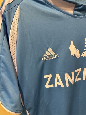 Maillot De Football Zanzibar Bleu Taille S, Rare, Bon état