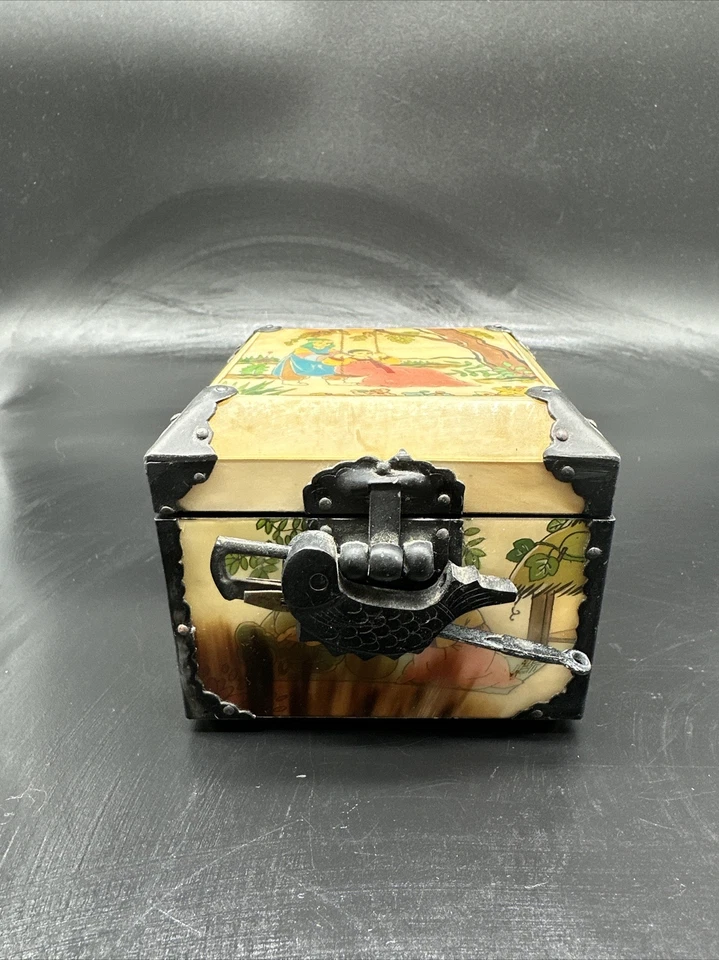 Caja de bronce de madera de cuerno de buey pintado al revés - Hwagak Haem vintage coreano - cerradura y llave Foto 4 de 4