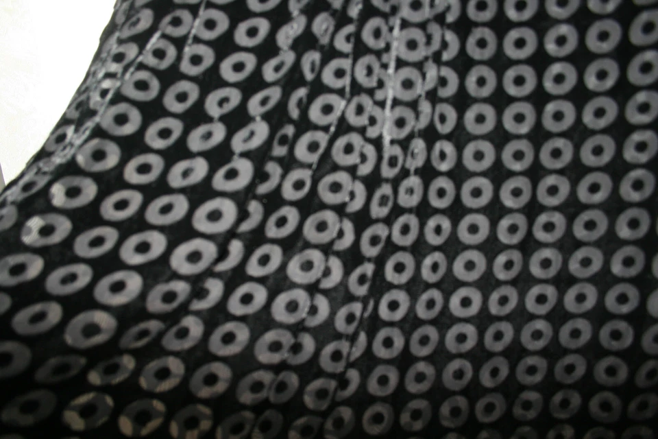 NUEVO SIN ETIQUETAS ALFANI Petit Top Mezcla Seda.Talla 12P.Negro.Malla terciopelo lunares estampados.Short sl Foto 2 de 3