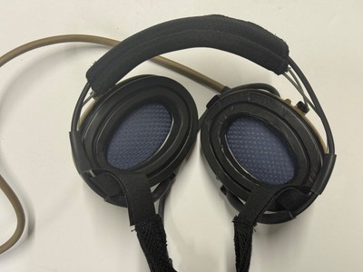 INVISIO T5 Neckband HC01 Headset Kit w/ V60 PTT Control Unit & Com