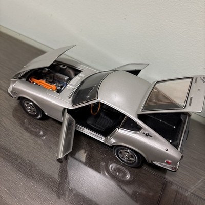 Kyosho Nissan Fairlady Z S30 Datsun 240z 1/18 Diecast (Read