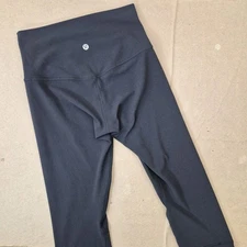 Lululemon Align High Rise Crop 17" Leggings Women's 4 Black *Nulu Soft 