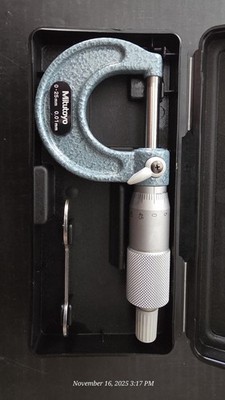 MITUTOYO 103-137 Micrometer,0-25mm,0.01,Ratchet