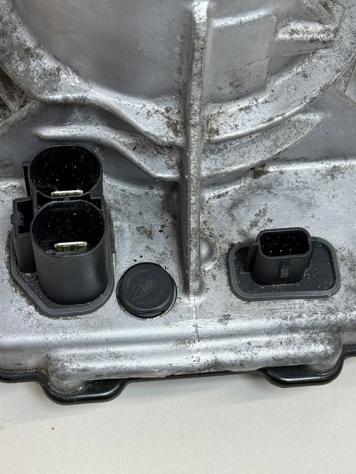 McLaren 570S 2019 Power steering pump P/N 13DA023CP01