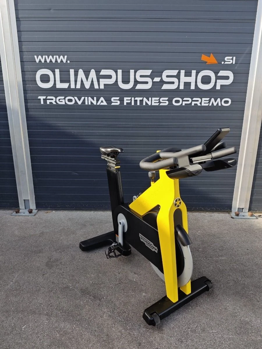 TECHNOGYM HERO CONNECT Indoor Cycling Bike