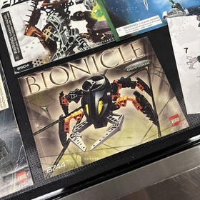 Lot Of 10 LEGO Bionicle Instruction Manuals 8733 8734 8729 8944 8904 8744 8929 +