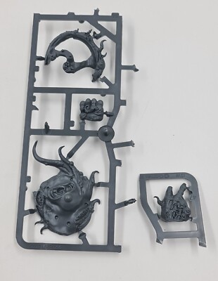 Arm and Head Bits Great Unclean Deamons Nurgle Death Guard  Warhammer 40K