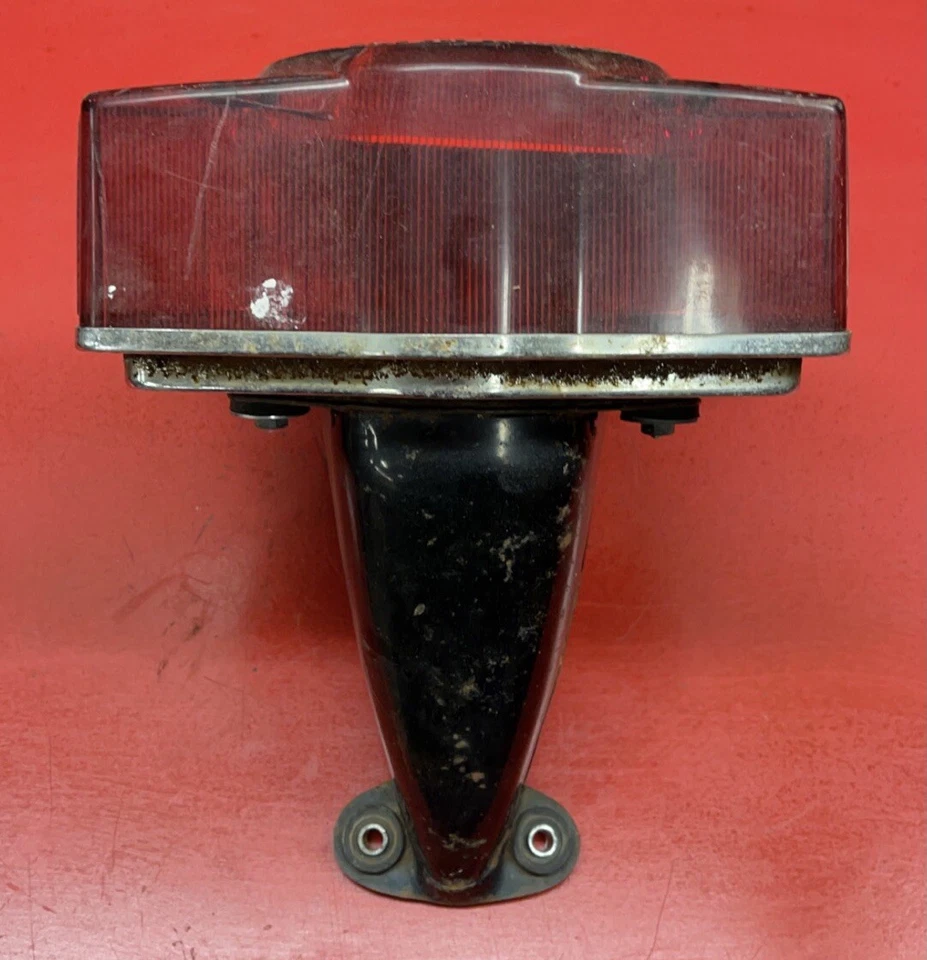 Lanterna traseira Honda CL175 - Imagem 4 de 4